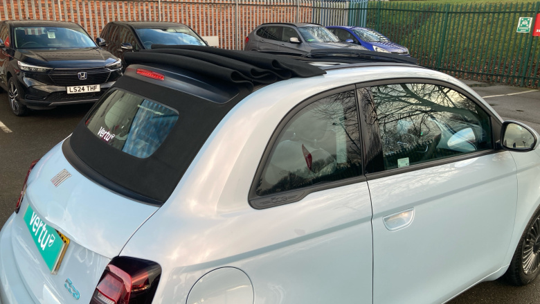 Fiat 500 87kW Icon 42kWh 2dr Auto Electric Convertible